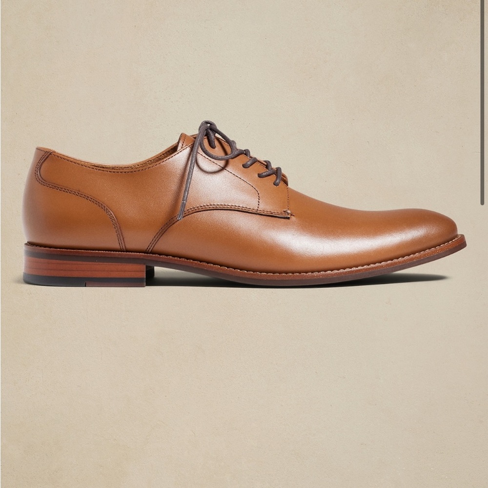 Banana Republic Oxford Cognac Dress Shoes